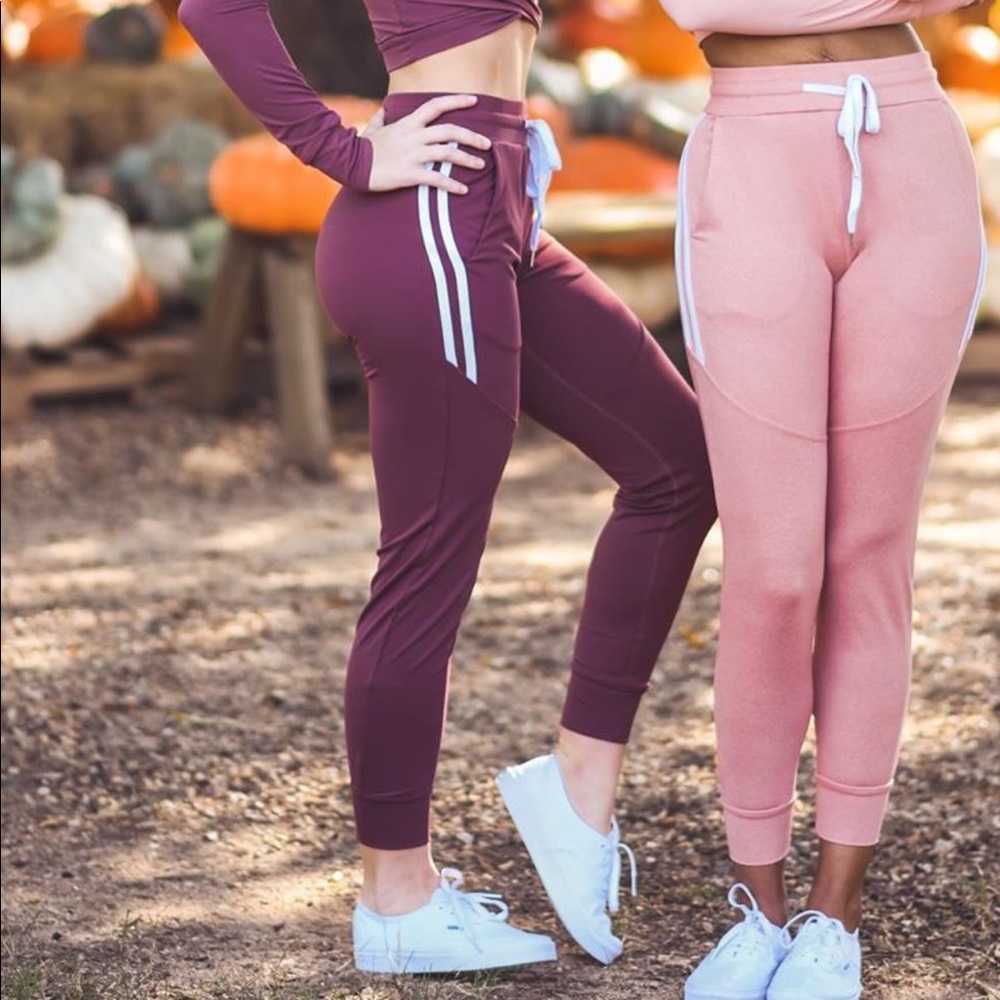 Buffbunny jogger sweats large